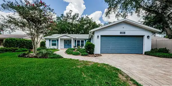 3119 COVENTRY LANE