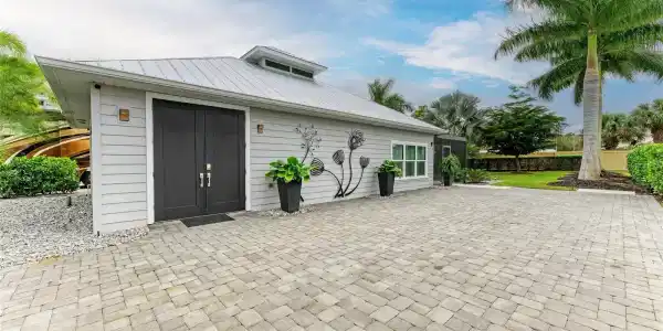 8688 SW SAND CRANE CIRCLE