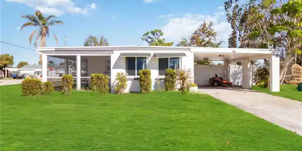1305 ROCKY CREEK LANE