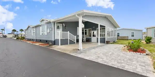 30 WINDWARD DRIVE