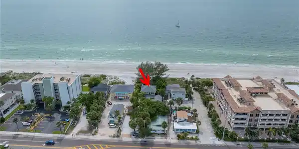 516 GULF BOULEVARD