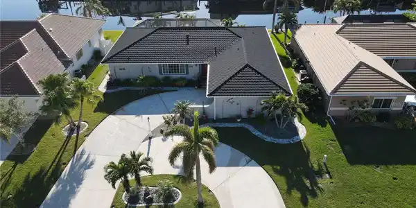 726 MACEDONIA DRIVE