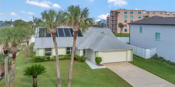 15 CAPISTRANO DRIVE