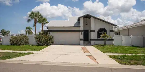 917 SHAGOS DRIVE