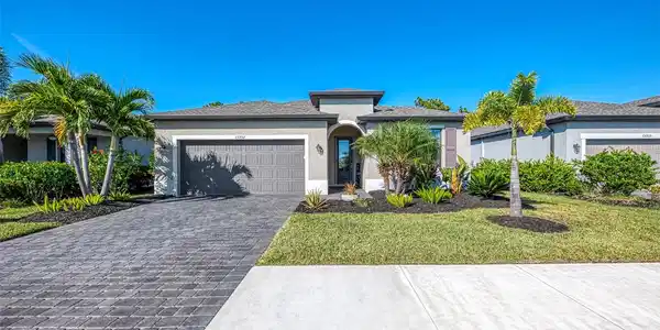 15952 HONEY SUCKLE STREET
