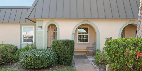 4409 SUMMERSUN DRIVE