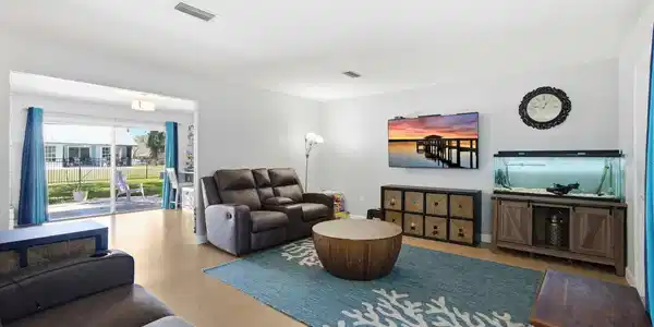 Image 4 Image 4