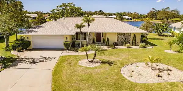1931 INNISBROOK COURT