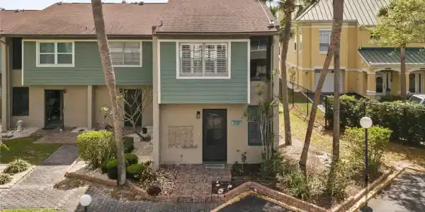 1028 APOLLO BEACH BOULEVARD