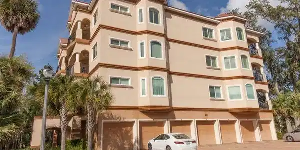200 CEDAR COVE