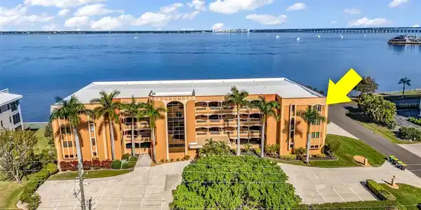 1601 PARK BEACH CIRCLE