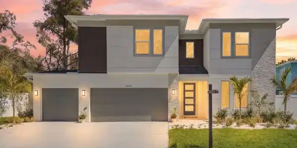 3608 E TAMPA CIRCLE