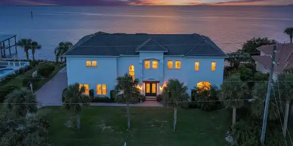 3310 JOHN ANDERSON DRIVE