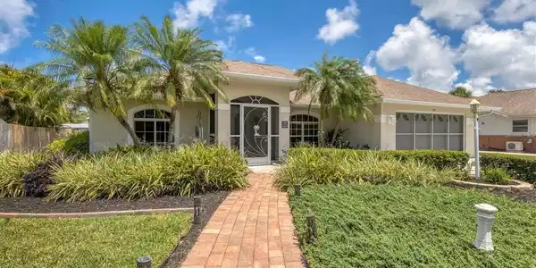 816 LEEWARD ROAD