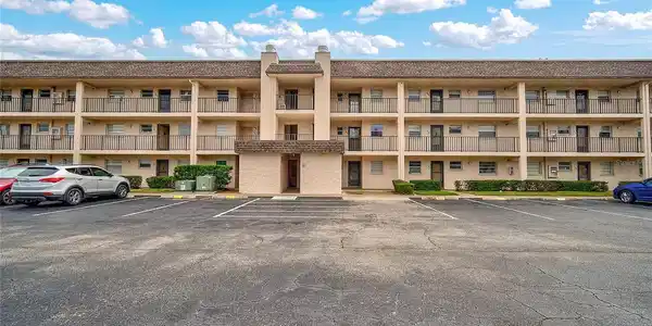 102 CAPRI ISLES BOULEVARD