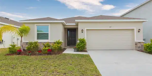 162 MANGROVE MANOR DRIVE