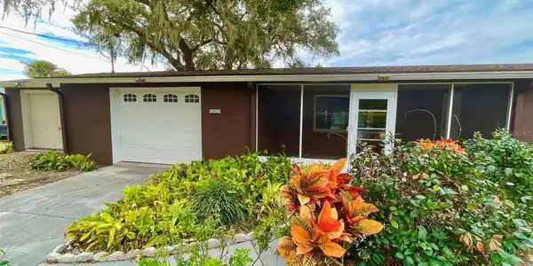 8539 OLD POST ROAD