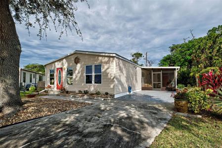 3303 CATBIRD LANE