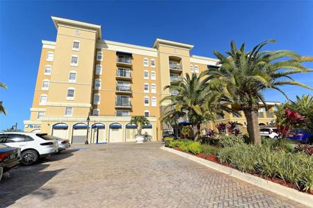 1064 N TAMIAMI TRAIL