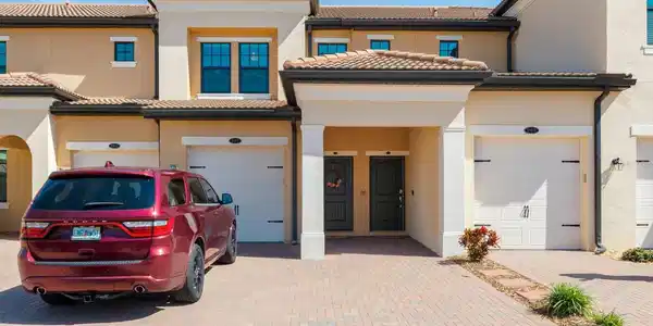 10047 CROOKED CREEK DRIVE