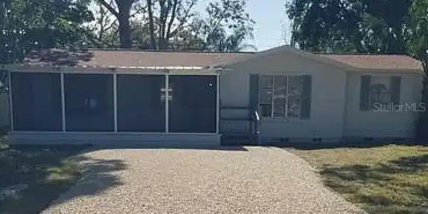 925 SUNRISE ROAD