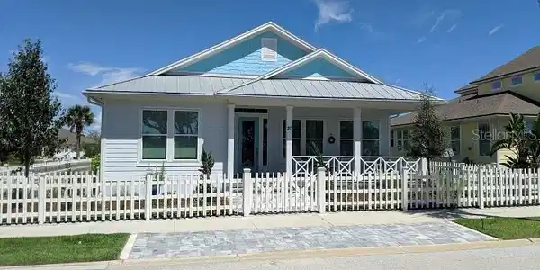 20 LAUGHING GULL LANE