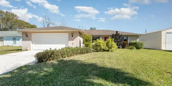 2115 SABAL PALM DRIVE