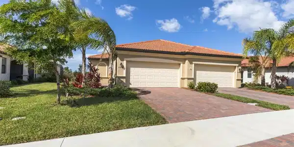 23992 SKYFLOWER COURT