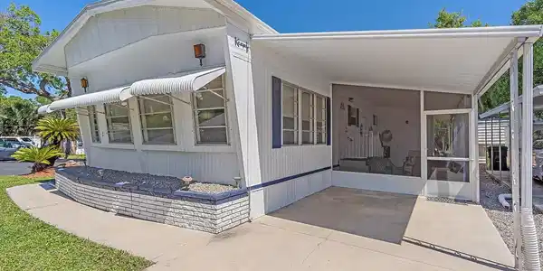1100 UNIVERSITY PARKWAY