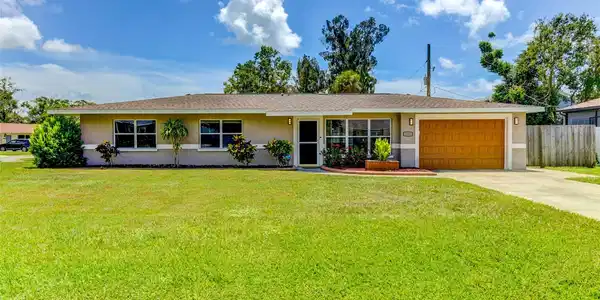490 E BAFFIN DRIVE