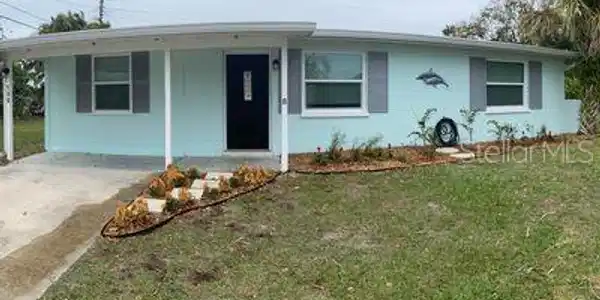 100 ABALONE ROAD