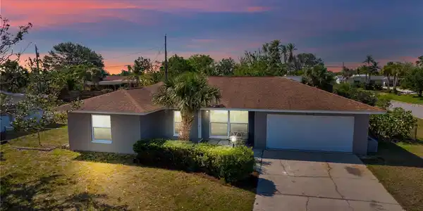 544 OXFORD DRIVE