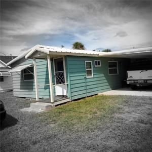 40 W BAY HEIGHTS ROAD