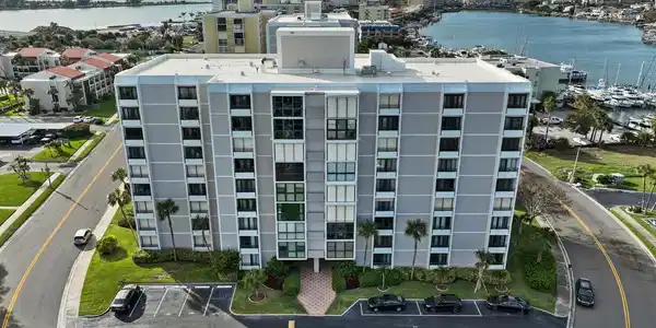 855 BAYWAY BOULEVARD