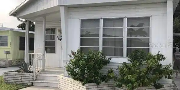 803 S GREEN CIRCLE