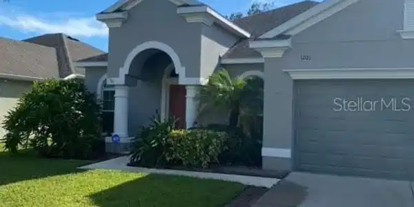 1205 PARKER DEN DRIVE