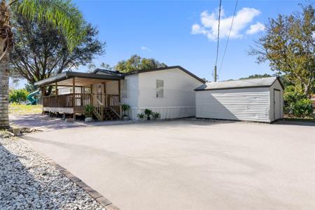 2806 CHARLES PATHE DRIVE