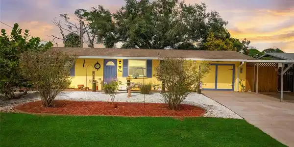 1640 LAKEVIEW PLACE