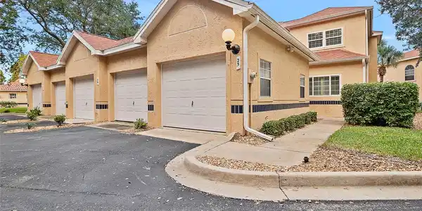 25 MARINA POINT PLACE