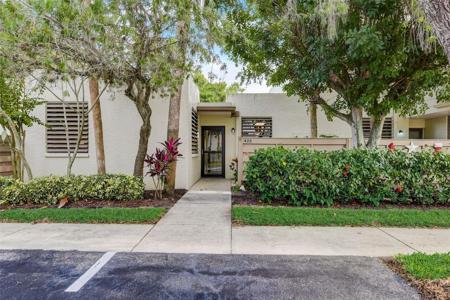 422 PALM TREE DRIVE