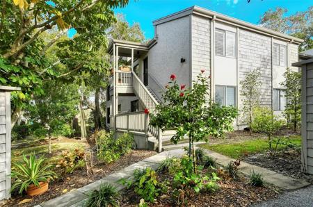 1601 PELICAN POINT DRIVE