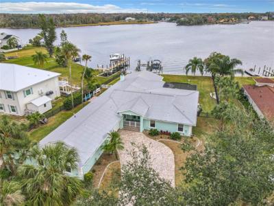 2365 N WATERSEDGE DRIVE