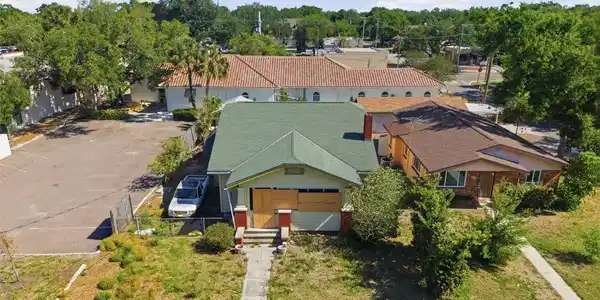 3503 SANTIAGO STREET W