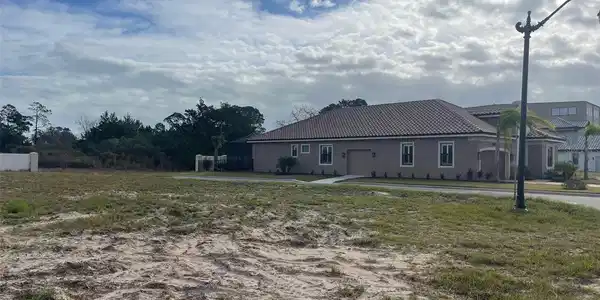 22 RIO VISTA DRIVE