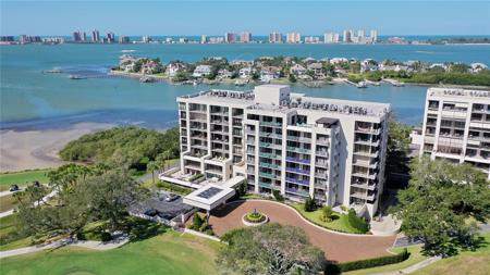 4 BELLEVIEW BOULEVARD