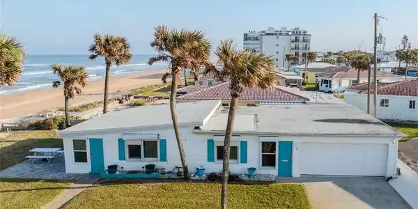 8 OCEAN DRIVE