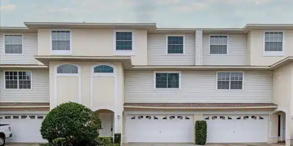 8244 EAGLES PARK DRIVE
