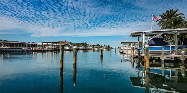 732 HARBOR ISLAND