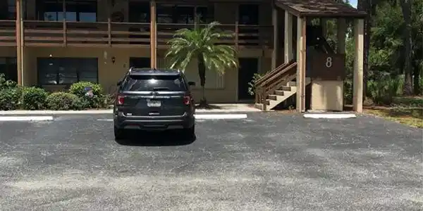 8 QUAILS RUN BOULEVARD