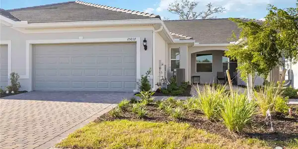 25037 PEARL LAKE CIRCLE